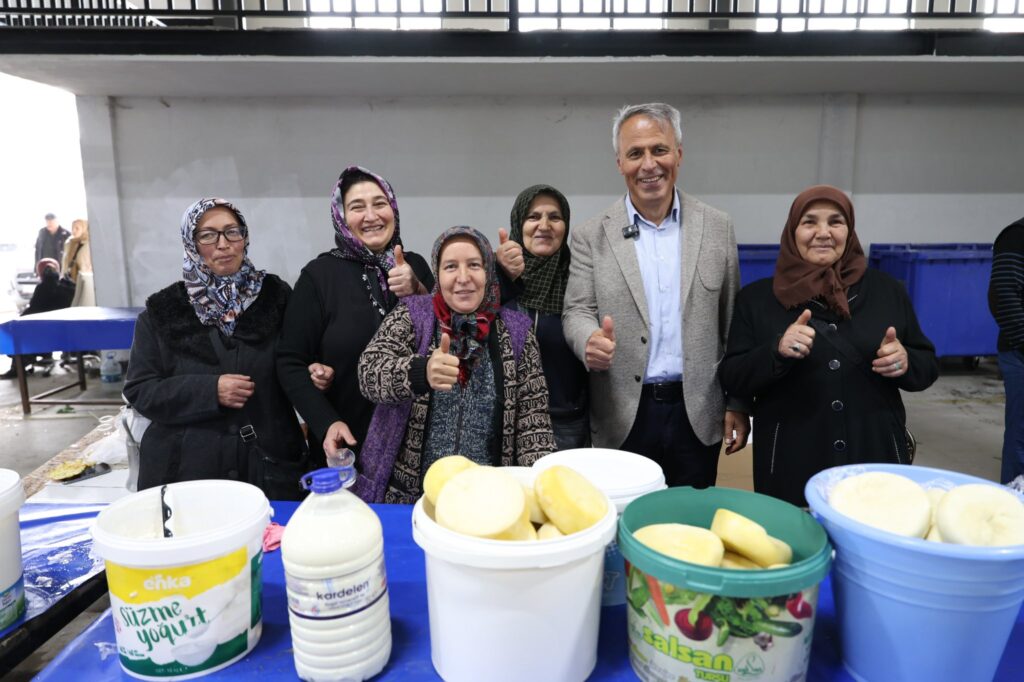 Başkan Hasan Sopacı Esnaf ve Vatandaşlarla Buluştu 2 Baskan Hasan Sopaci Esnaf ve Vatandaslarla Bulustu 1