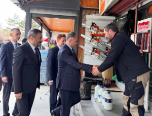 Vali Çakırtaş Orta’da Vatandaşla Bir Araya Geldi